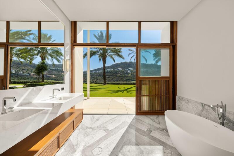 6 bedroom Villa for sale