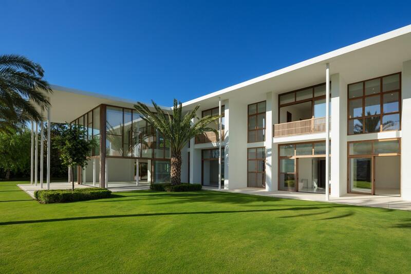 6 bedroom Villa for sale