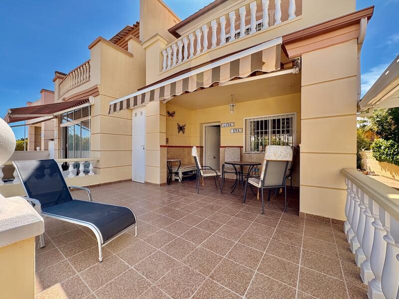 3 bedroom Townhouse for sale