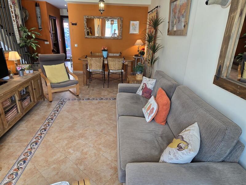 3 bedroom Townhouse for sale