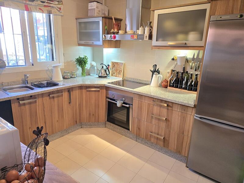 3 bedroom Townhouse for sale