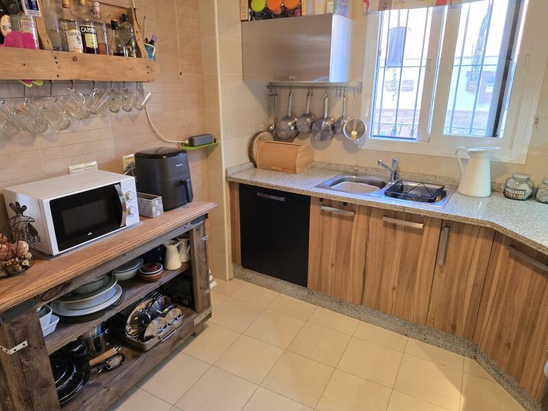 3 bedroom Townhouse for sale