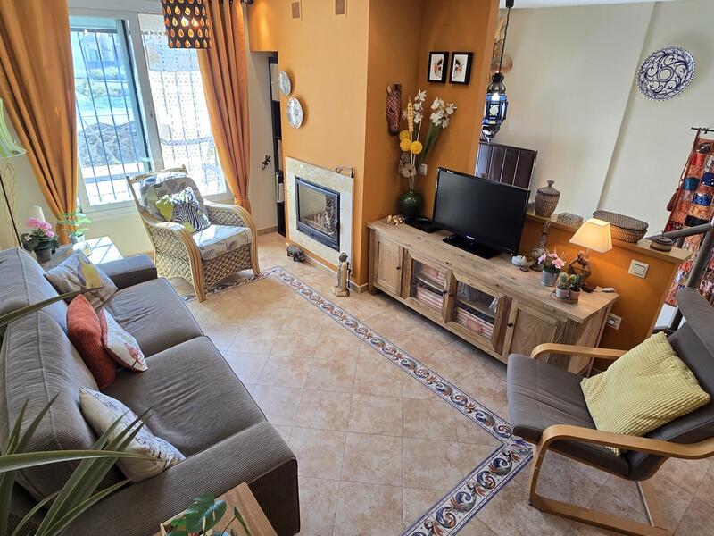 3 bedroom Townhouse for sale