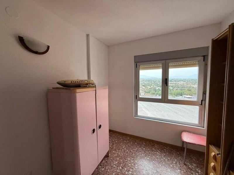 3 bedroom Apartment for sale