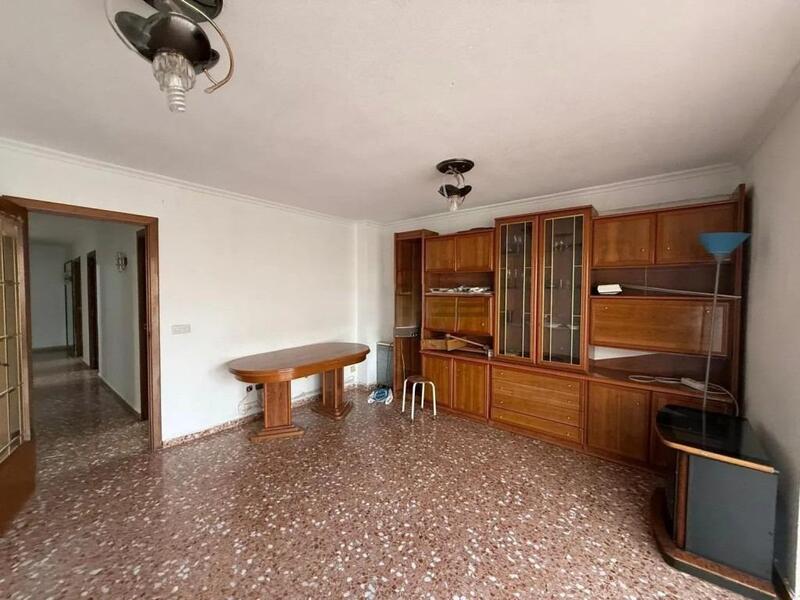 3 bedroom Apartment for sale