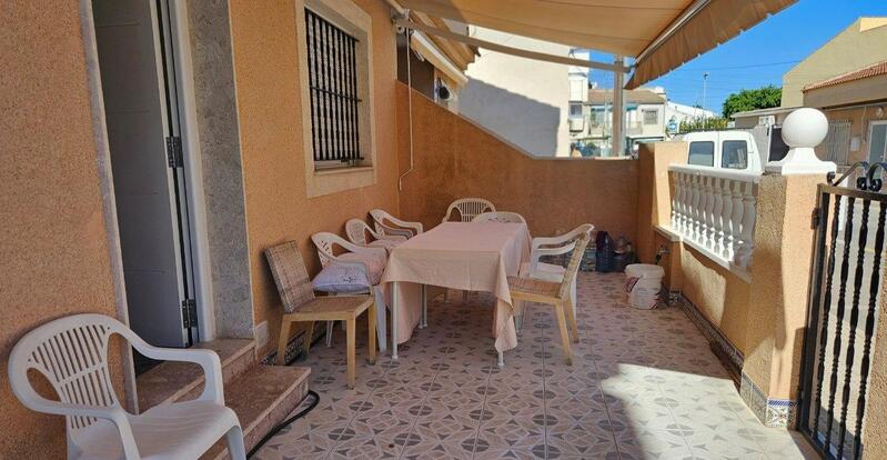 4 slaapkamer Gezinswoning Te koop