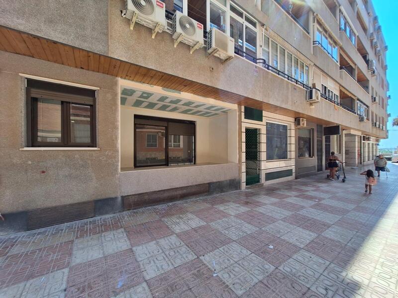 3 спальная комната квартира продается