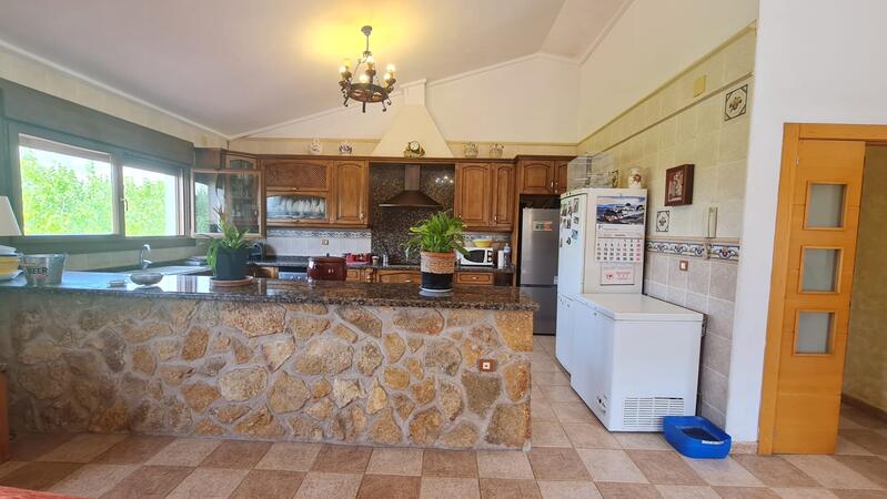 4 Cuarto Villa en venta