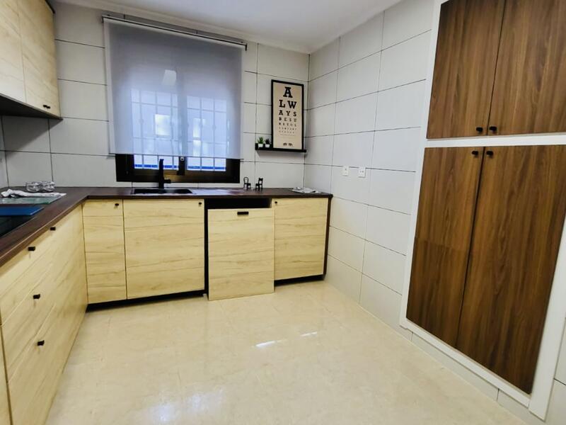 3 bedroom Townhouse for sale