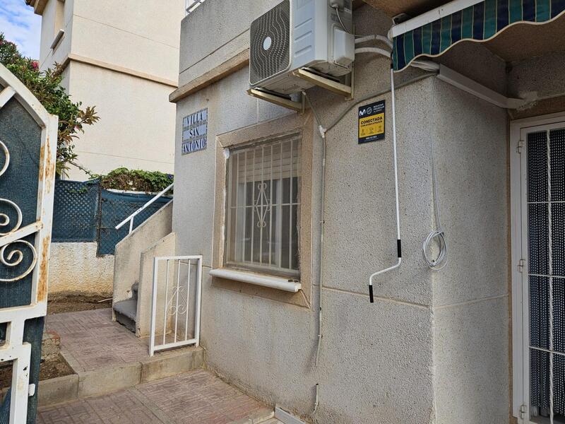 3 bedroom Townhouse for sale
