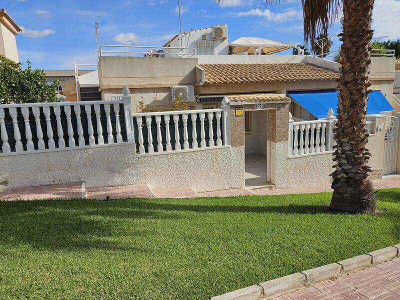 3 bedroom Townhouse for sale