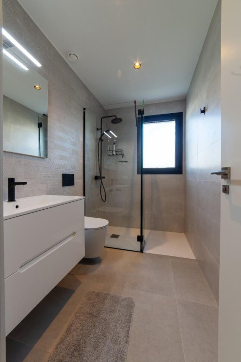 4 slaapkamer Villa Te koop