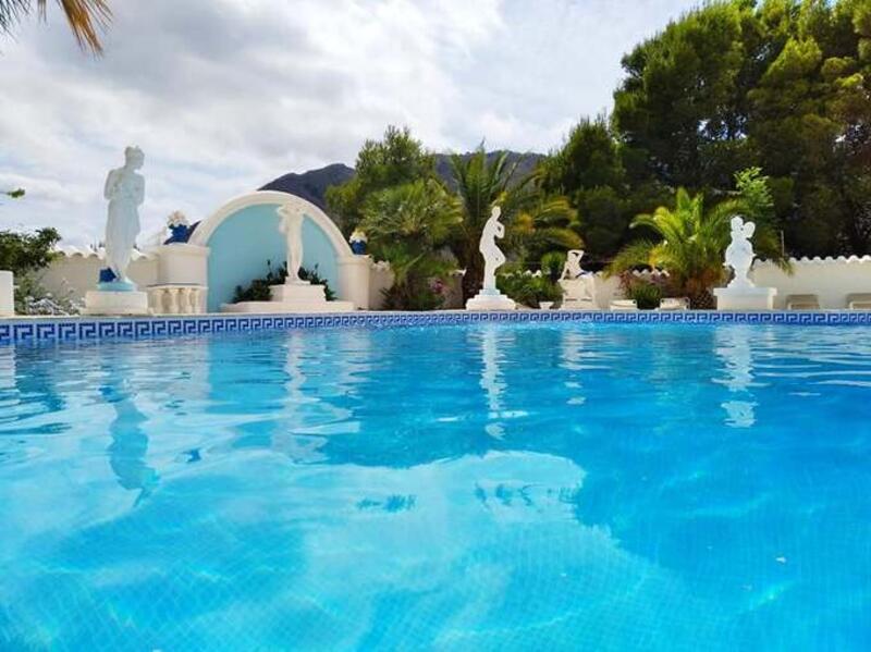 15 Cuarto Villa en venta