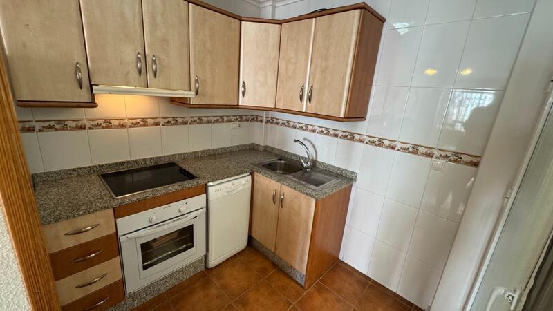 2 chambre Local Commercial à vendre