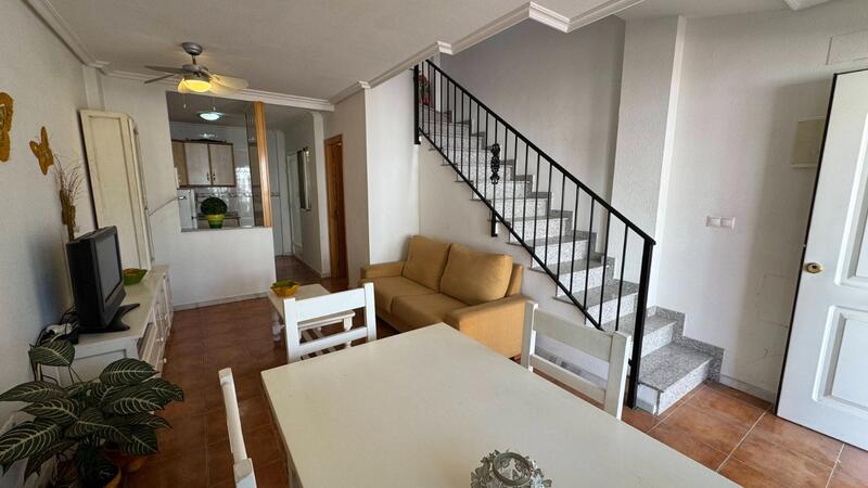 2 chambre Local Commercial à vendre
