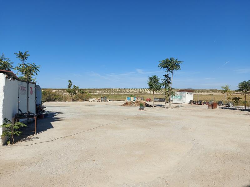 6 bedroom Commercial Property for sale