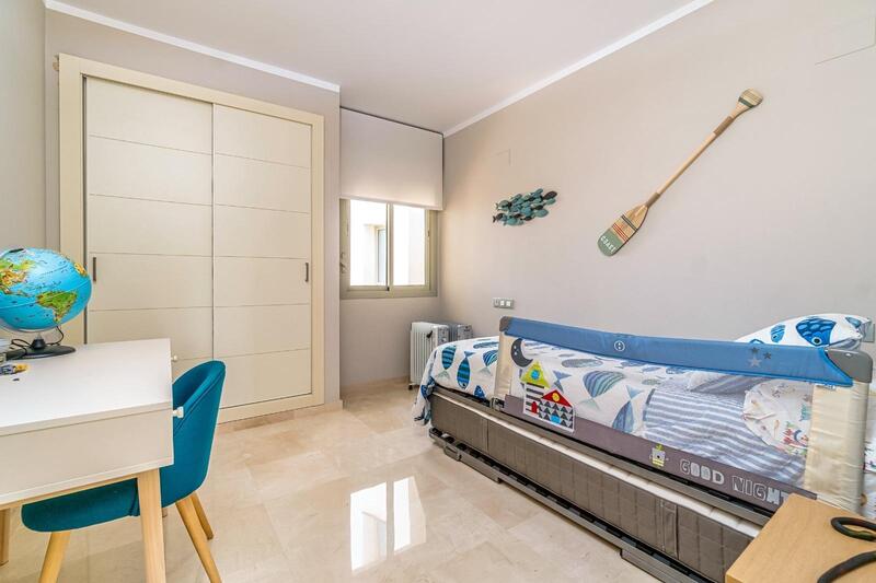 3 slaapkamer Appartement Te koop