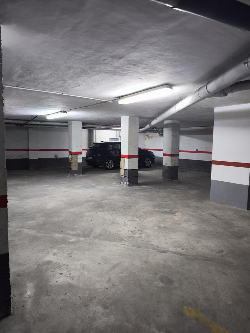 Handelsimmobilie zu verkaufen