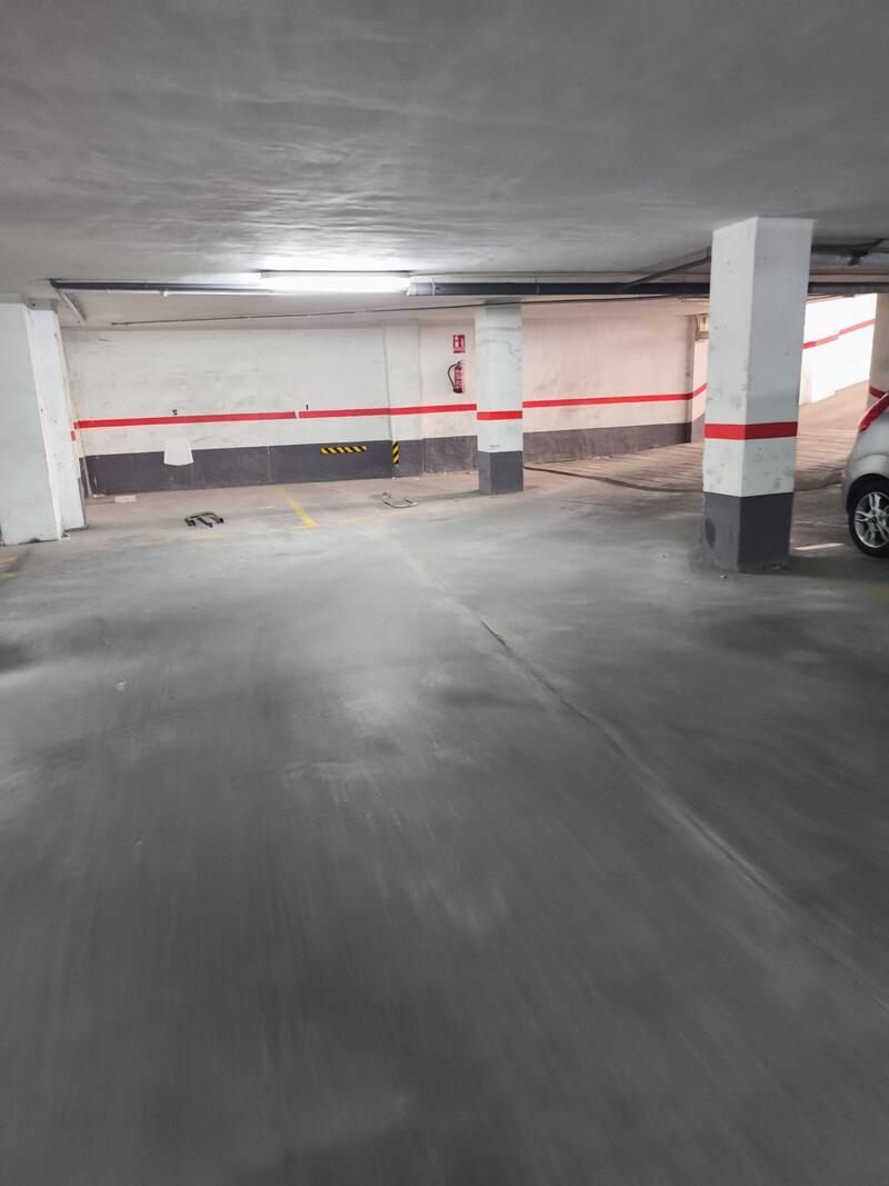 Handelsimmobilie zu verkaufen