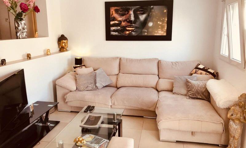 6 bedroom Villa for sale