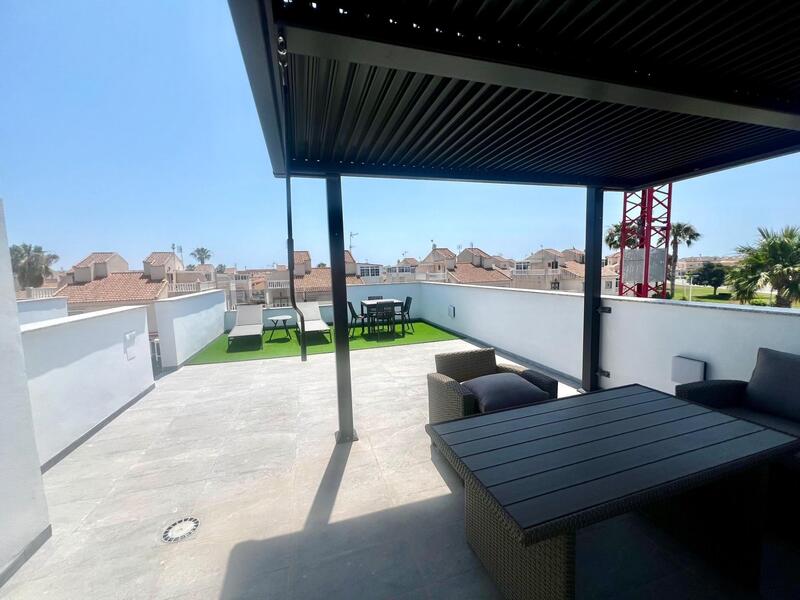 3 Cuarto Villa en venta