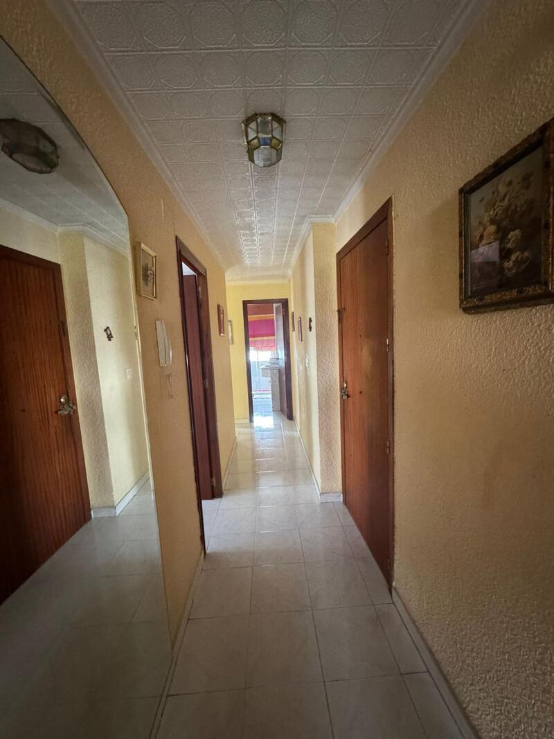 3 bedroom Apartment for sale