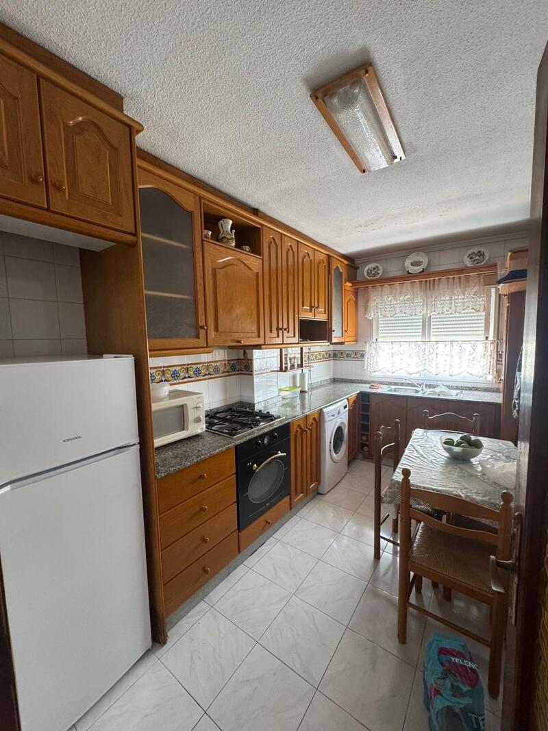 3 bedroom Apartment for sale