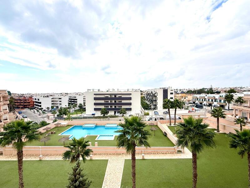 Lejlighed til salg i Orihuela Costa, Alicante