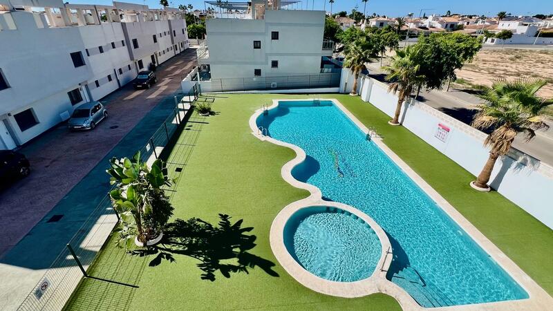 Apartment for sale in Pilar de la Horadada, Alicante