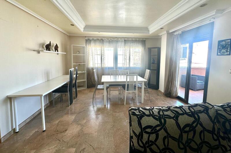 4 Schlafzimmer Appartement zu verkaufen
