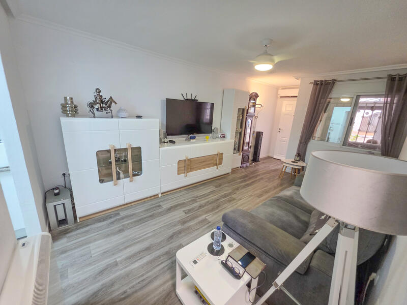 Apartamento en venta en Entre Naranjos -Flores, Alicante