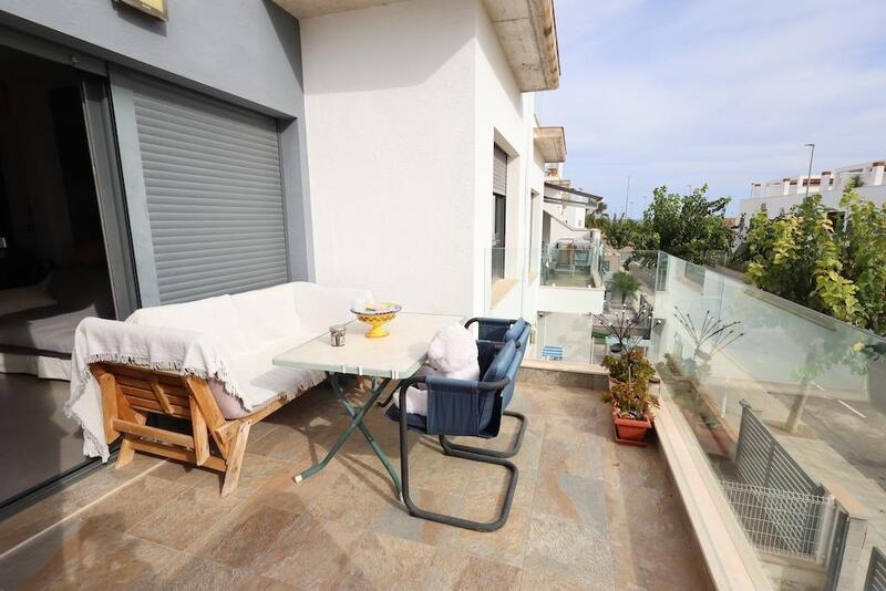2 Cuarto Villa en venta