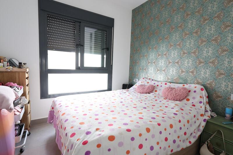 2 Cuarto Villa en venta