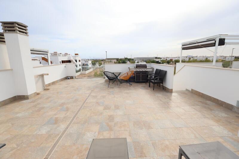 2 Cuarto Villa en venta
