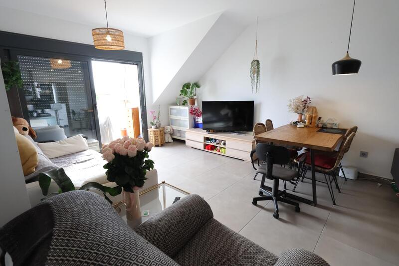 2 Cuarto Villa en venta