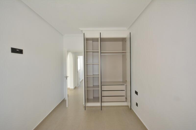 2 Schlafzimmer Villa zu verkaufen
