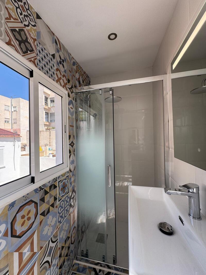5 chambre Appartement à vendre