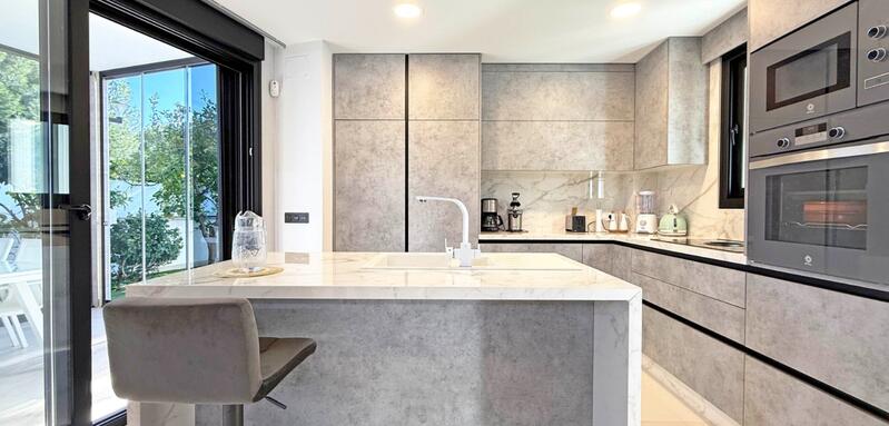 3 Cuarto Villa en venta
