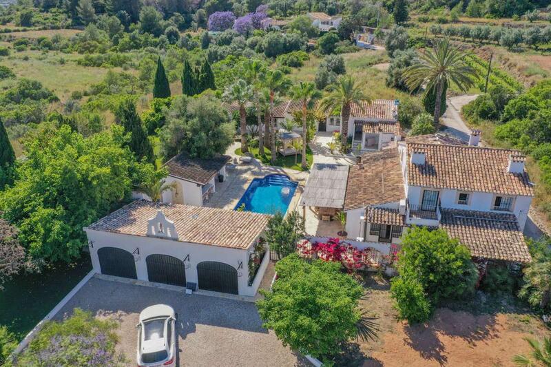 5 soverom Villa til salgs 5 soverom Villa til salgs