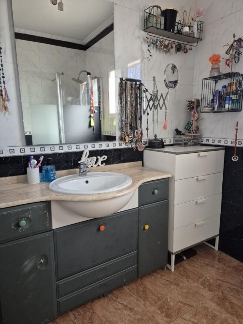 3 Schlafzimmer Landhaus zu verkaufen 3 Schlafzimmer Landhaus zu verkaufen