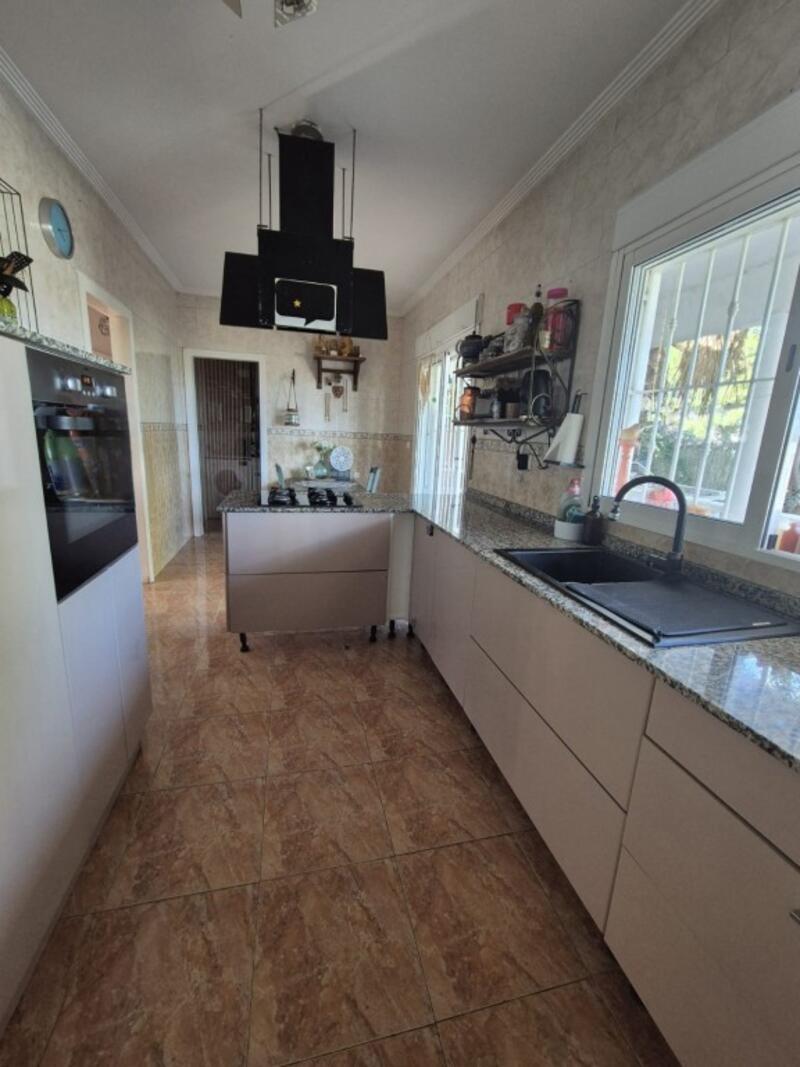 3 Schlafzimmer Landhaus zu verkaufen 3 Schlafzimmer Landhaus zu verkaufen
