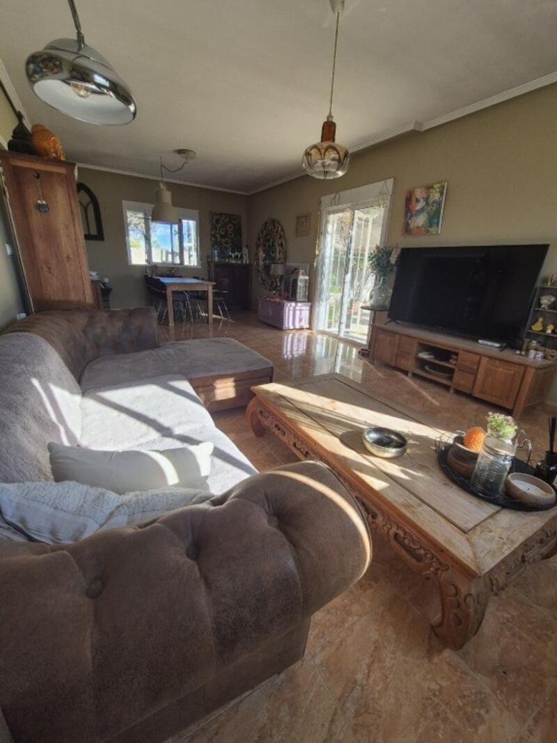 3 Schlafzimmer Landhaus zu verkaufen 3 Schlafzimmer Landhaus zu verkaufen
