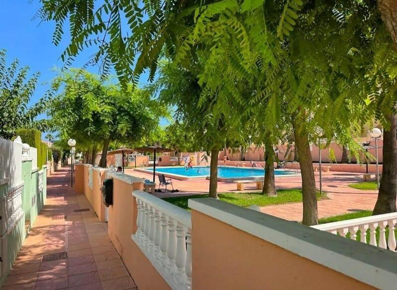 городская тюрьма продается в Gran Alacant, Alicante городская тюрьма продается в Gran Alacant, Alicante