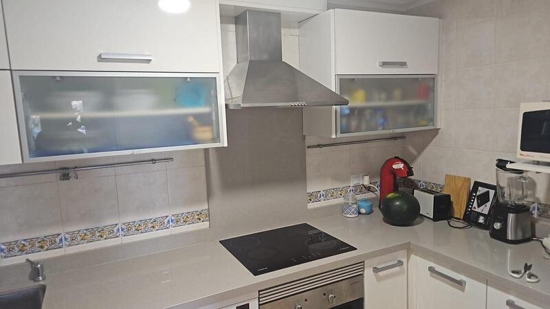 2 спальная комната городская тюрьма продается 2 спальная комната городская тюрьма продается