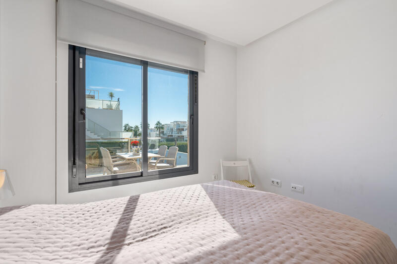 3 Schlafzimmer Villa zu verkaufen 3 Schlafzimmer Villa zu verkaufen
