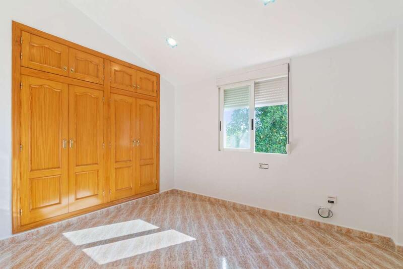 5 Schlafzimmer Villa zu verkaufen 5 Schlafzimmer Villa zu verkaufen