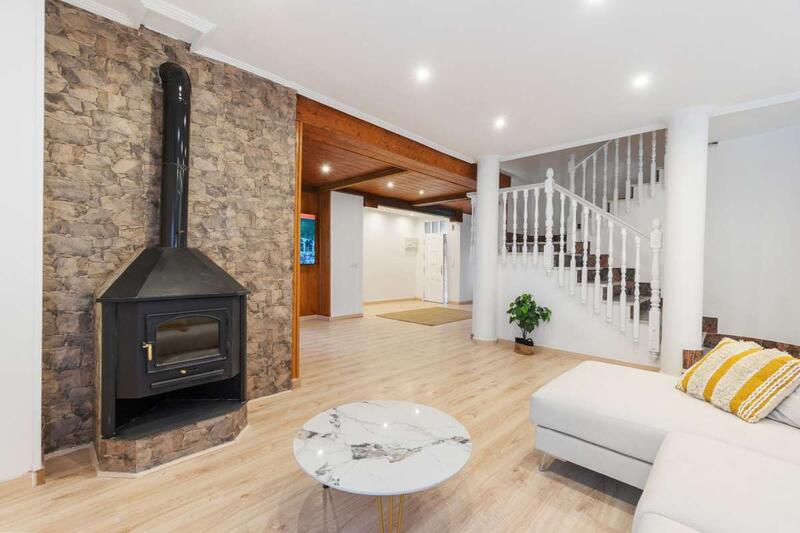 5 Schlafzimmer Villa zu verkaufen 5 Schlafzimmer Villa zu verkaufen