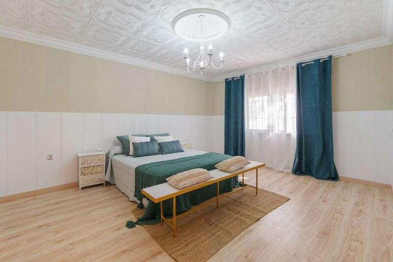 5 Schlafzimmer Villa zu verkaufen 5 Schlafzimmer Villa zu verkaufen