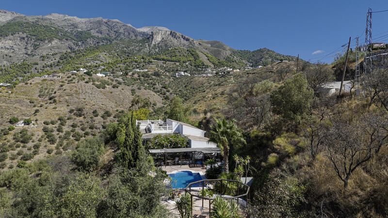 Villa til salgs i Canillas de Aceituno, Málaga Villa til salgs i Canillas de Aceituno, Málaga