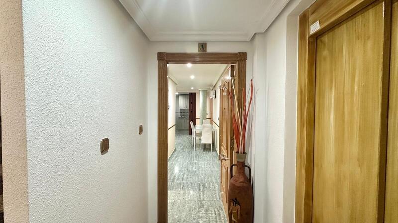 4 Schlafzimmer Appartement zu verkaufen